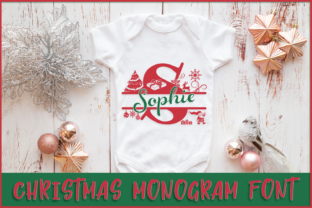 Christmas Monogram: A Festive Display Font for Editors